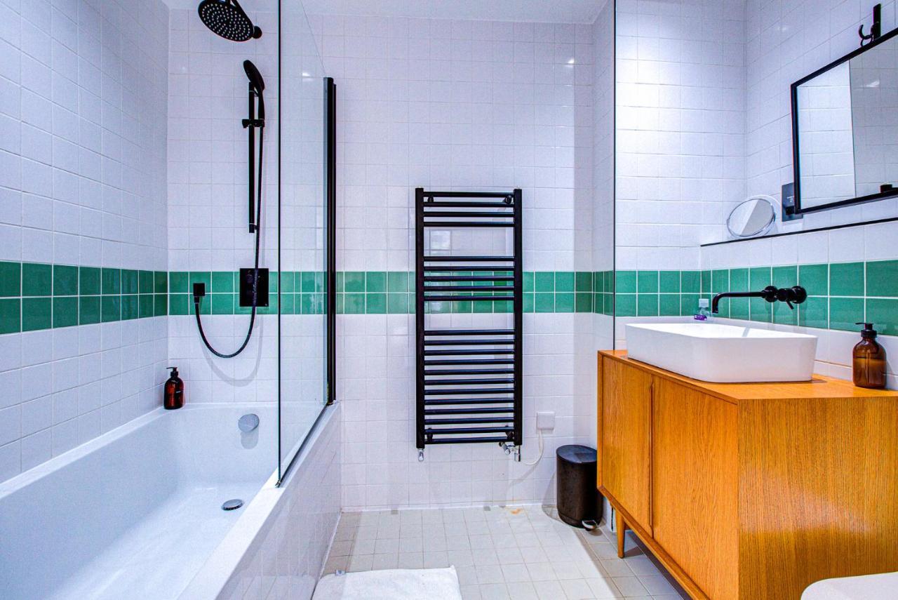 Apartment Beautiful 3-bedroom House Just Minutes From Queen's Park Tube