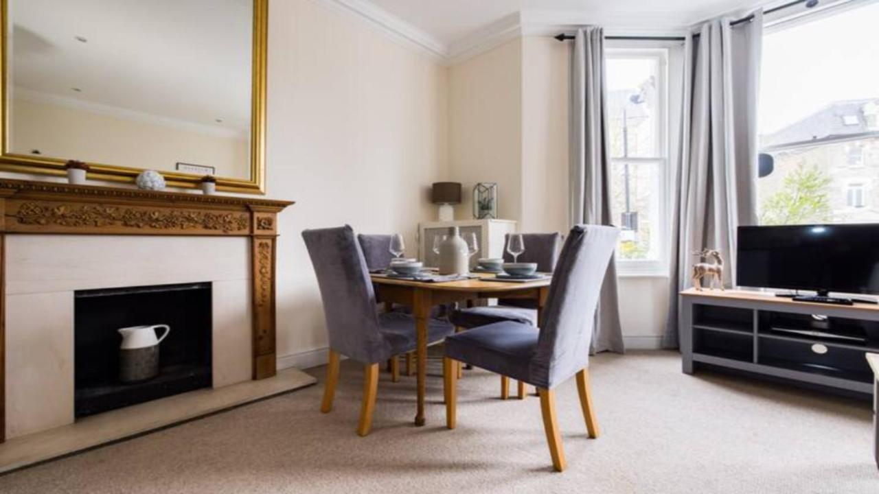 The West Kensington * Londen