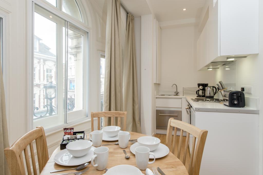 My Piccadilly Circus Apartment *