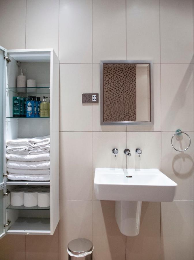 Spacious & Unique Flat In Hoxton - 2 Bed *