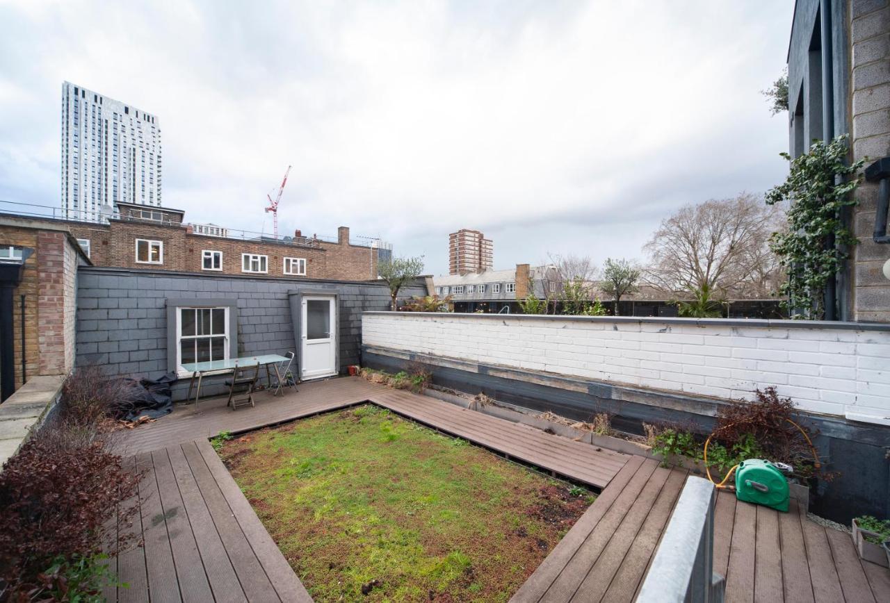 Spacious & Unique Flat In Hoxton - 2 Bed London