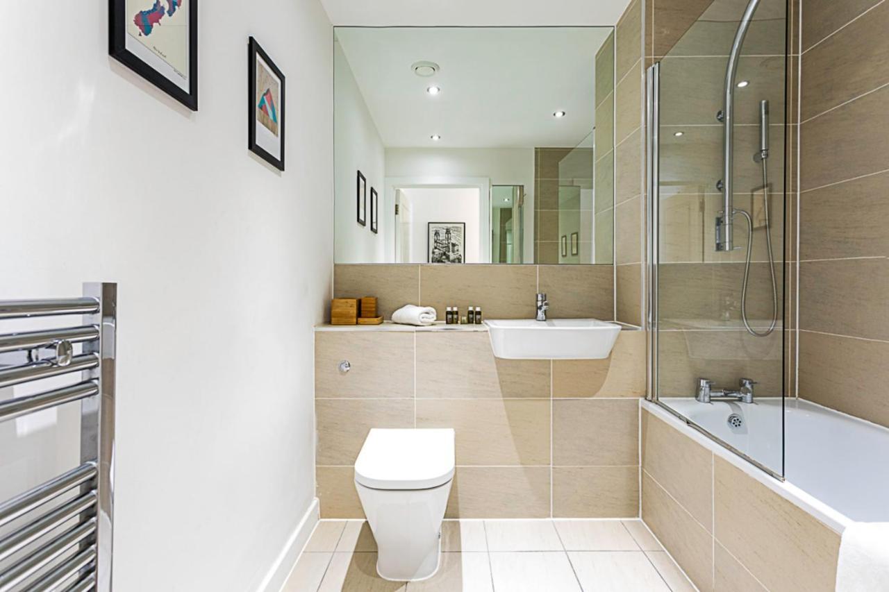 Beautiful Open Plan Garden Flat Apartment *
