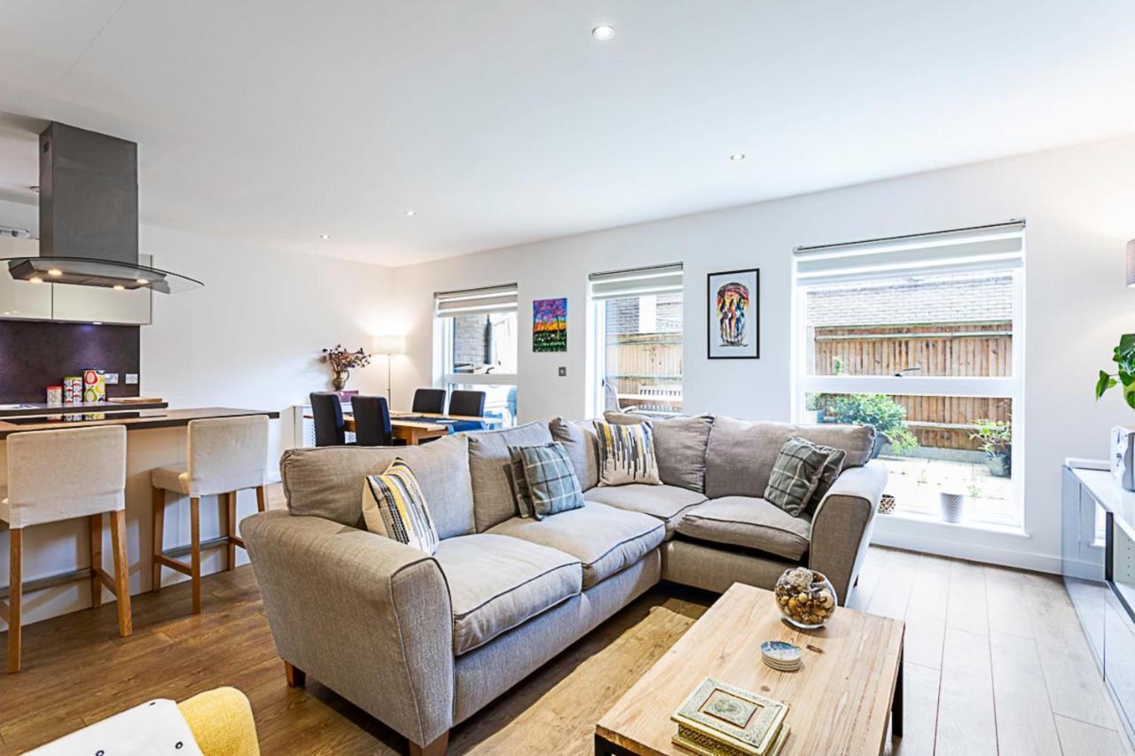 Beautiful Open Plan Garden Flat Apartment