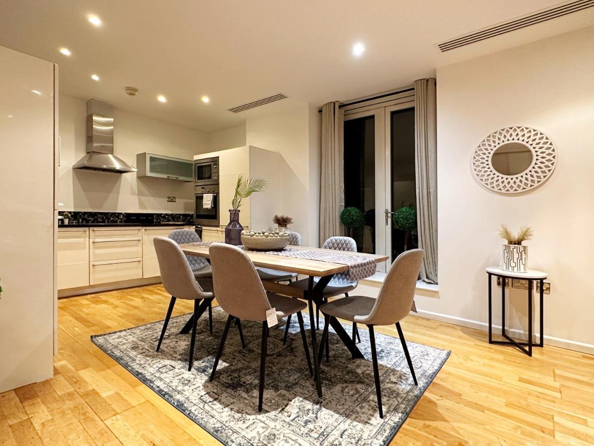 Apartment Stylish In Canary Wharf