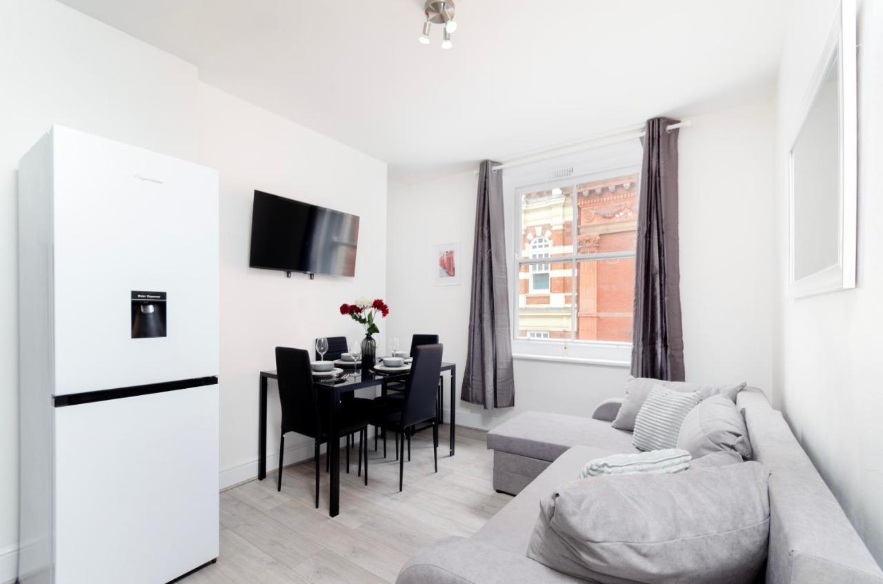 Apartment Cg