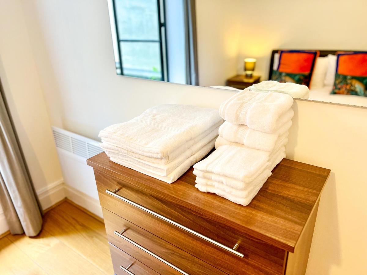 Deluxe Entire Between Covent Garden And St Pauls Cathedral Apartment