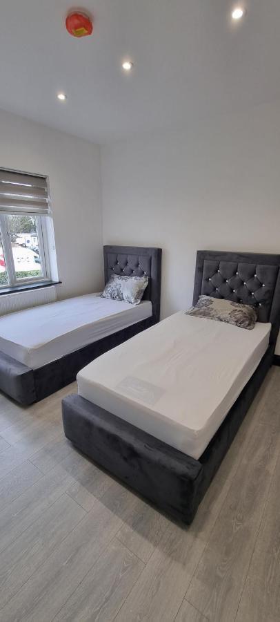 Apartment Modern 2bd Flat London