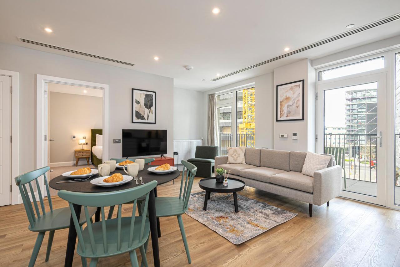 Altido New Near Battersea Power Station Apartment