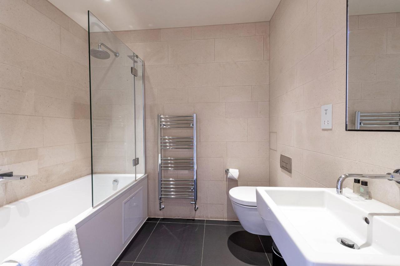 Staylux Waterloo Apartment