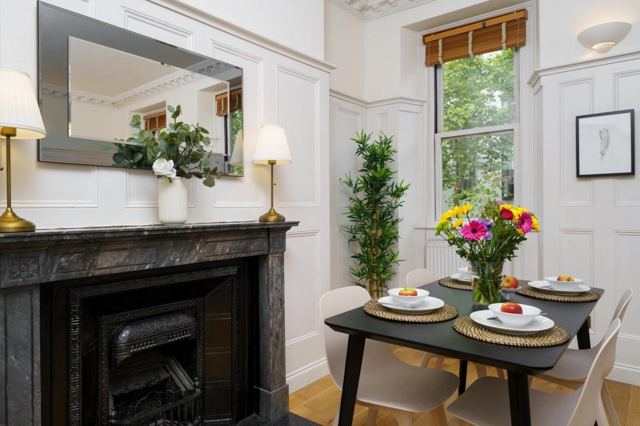 2 Bedr, 3 Beds, 1 Bath Thames, Trafalgar Sq Apartment