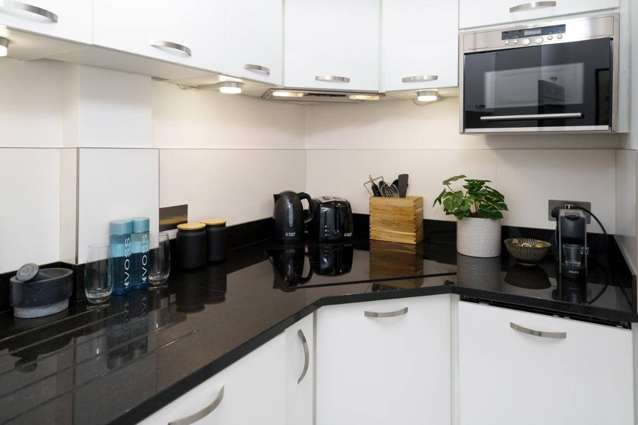 2 Bedr, 3 Beds, 1 Bath Thames, Trafalgar Sq