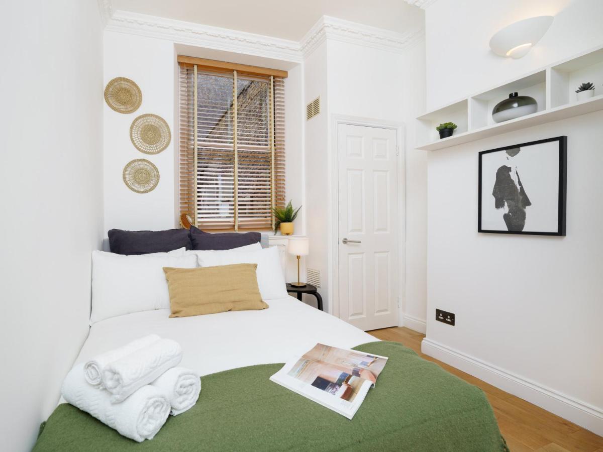 2 Bedr, 3 Beds, 1 Bath Thames, Trafalgar Sq