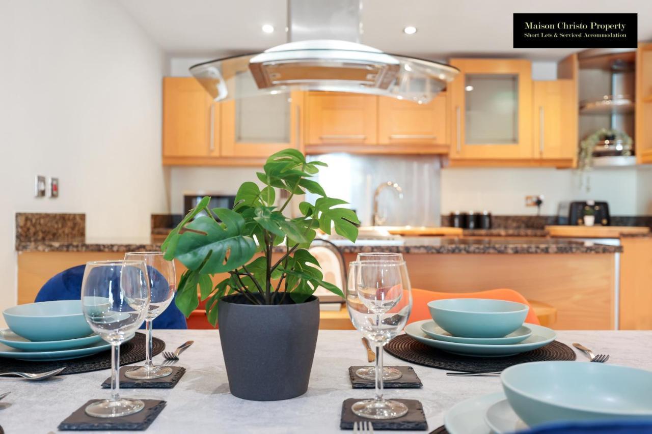 Maison Christo Serviced Apartment: Extended In Canary Wharf Apartment *