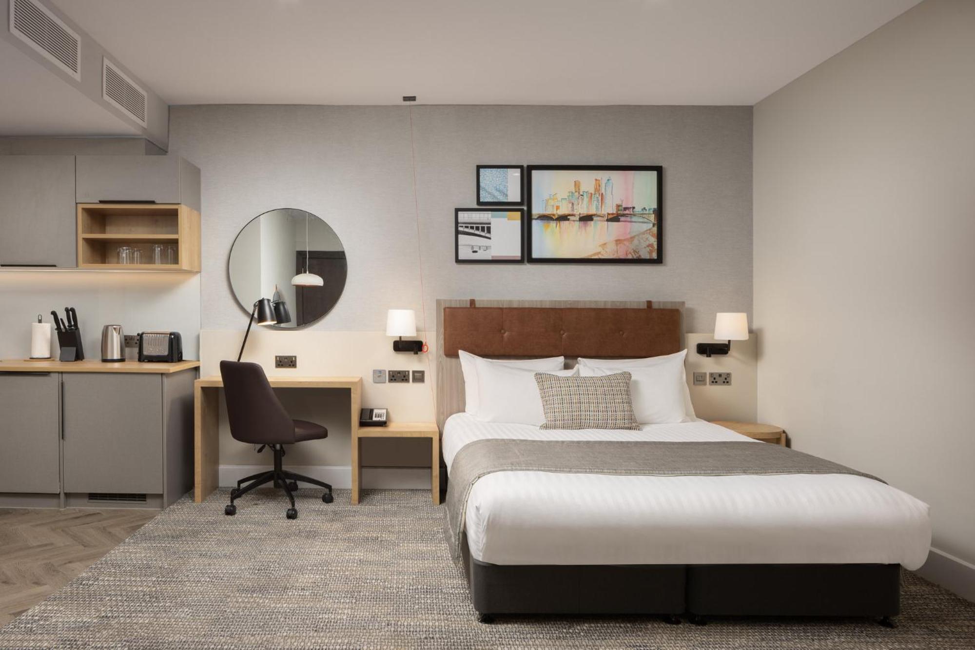 Staybridge London-vauxhall By Ihg Hotel London