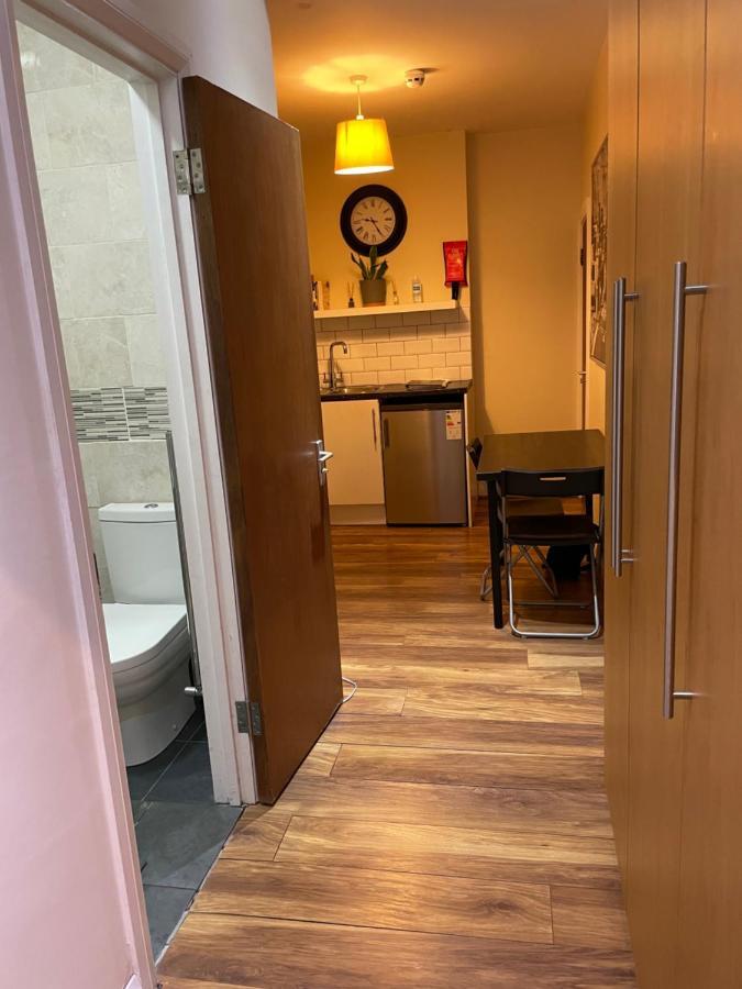 Anazing 2 - North East - Chingford Apartamento Londres