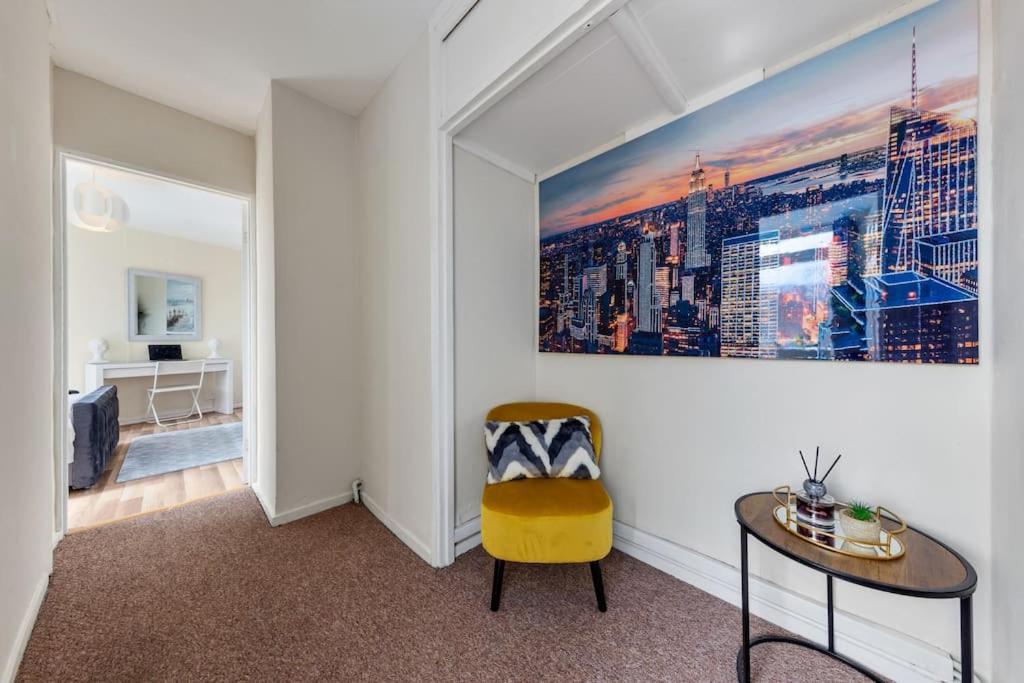 Apartment Hyde Park 4 Bedroom Superior