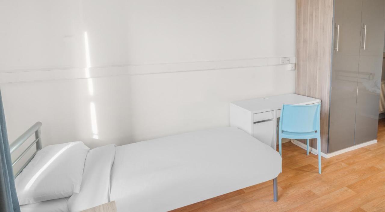 Hostel Halpin House *
