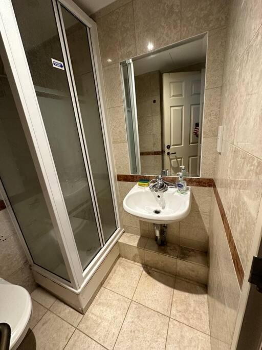 A 2 Standard Bedrooms Flat