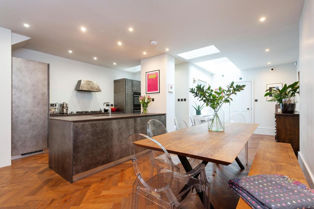 Veeve - Wood Quirk Holiday home London
