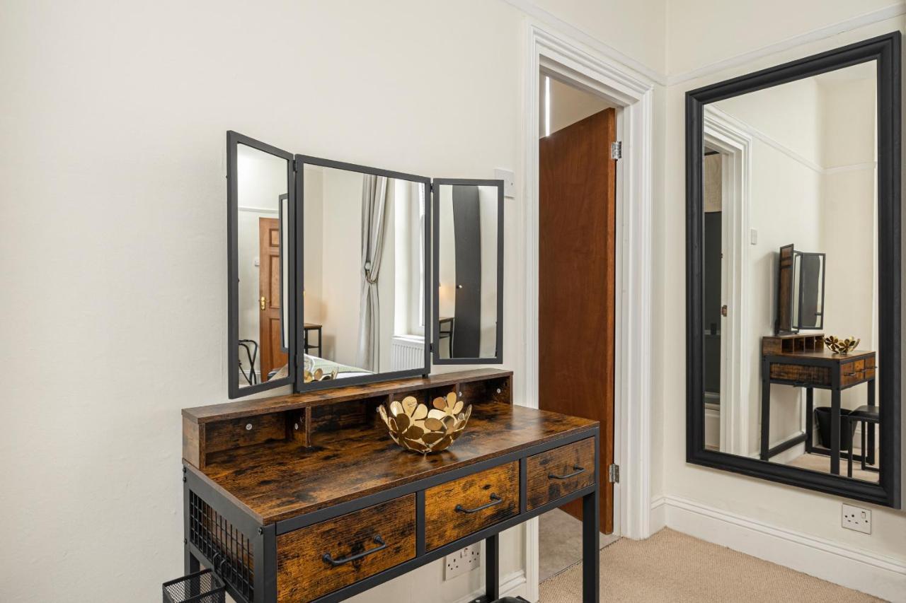 Beautiful 3 Bedroom Near Marble Arch And Oxford Street * Londen