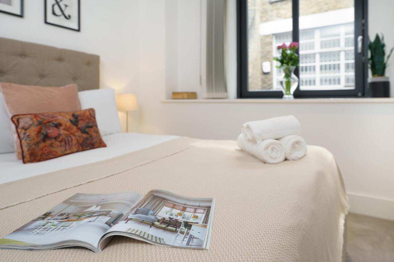 Trafalgar Sq 1 Bedr, 3 Beds Sleeps 6 Londen