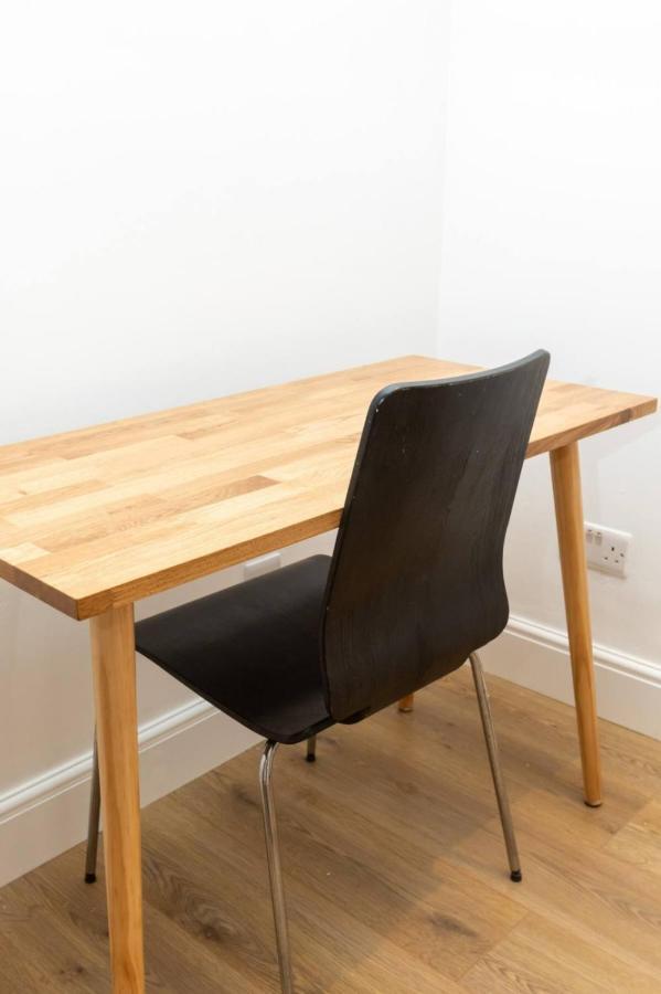 Newly Renovated 1bd Flat - Camden Apartment