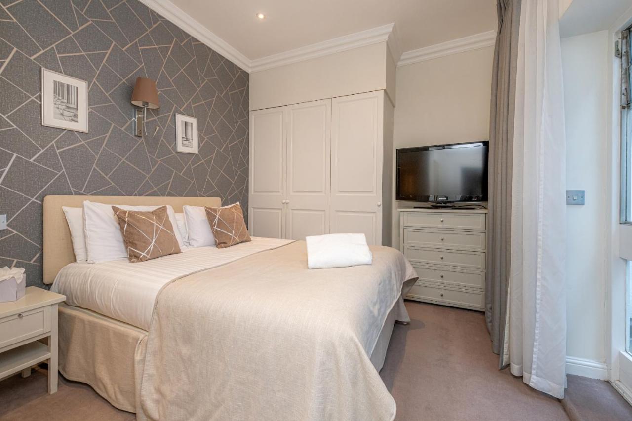 Apartahotel Manson Place 4*