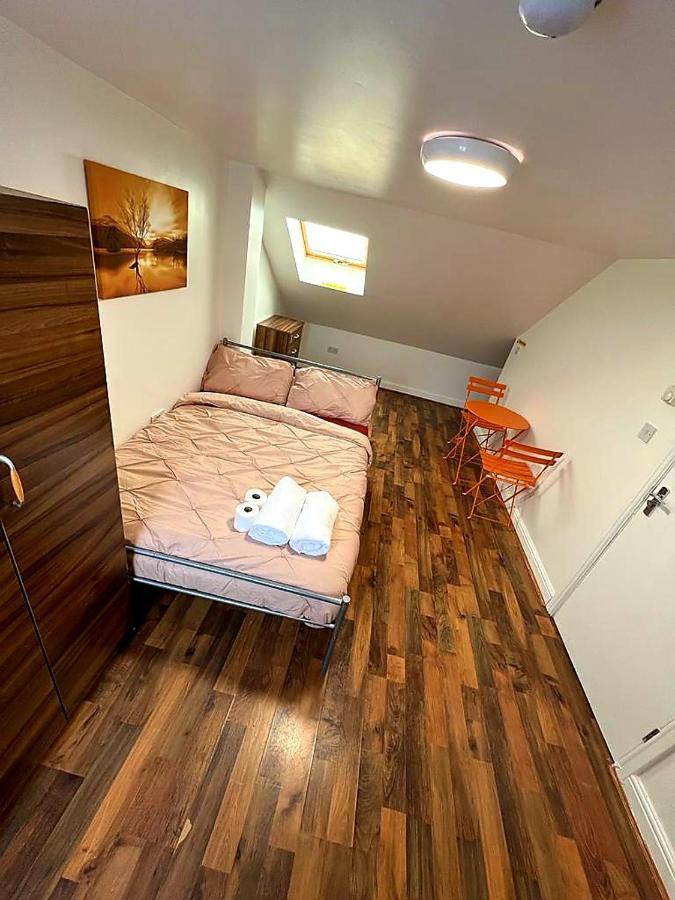 Woodgreen House Guest house London