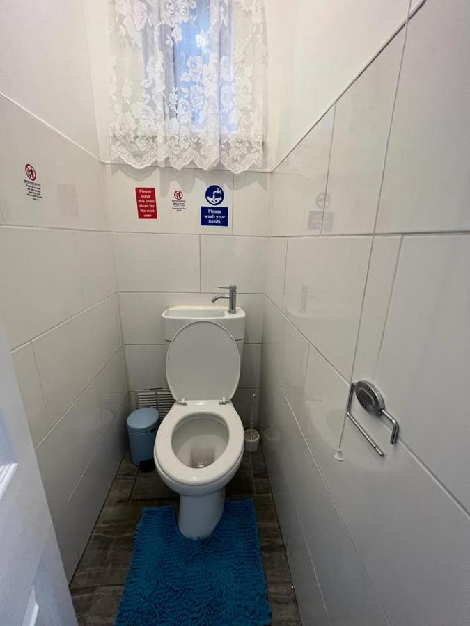 Guest house Woodgreen House London