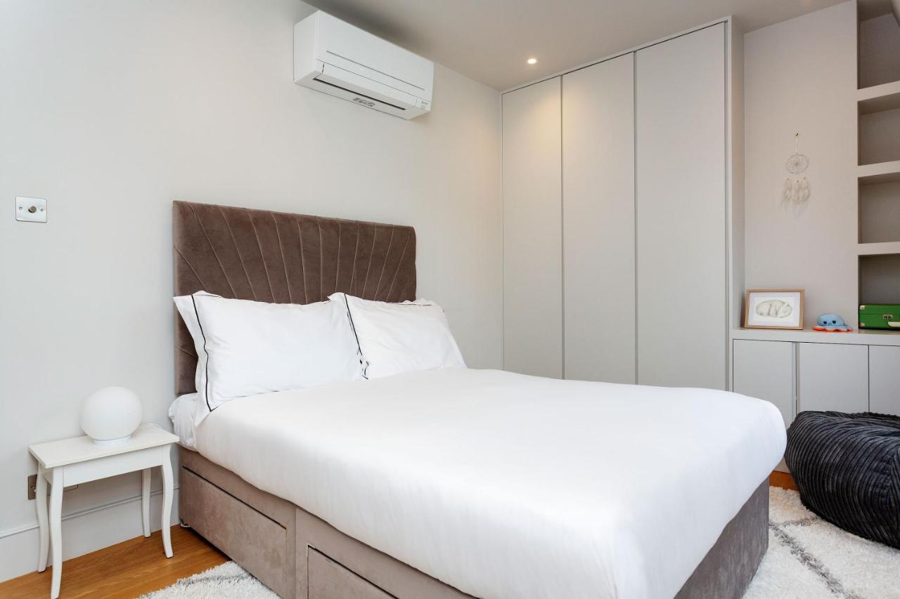 Veeve - Wood Quirk Holiday home London
