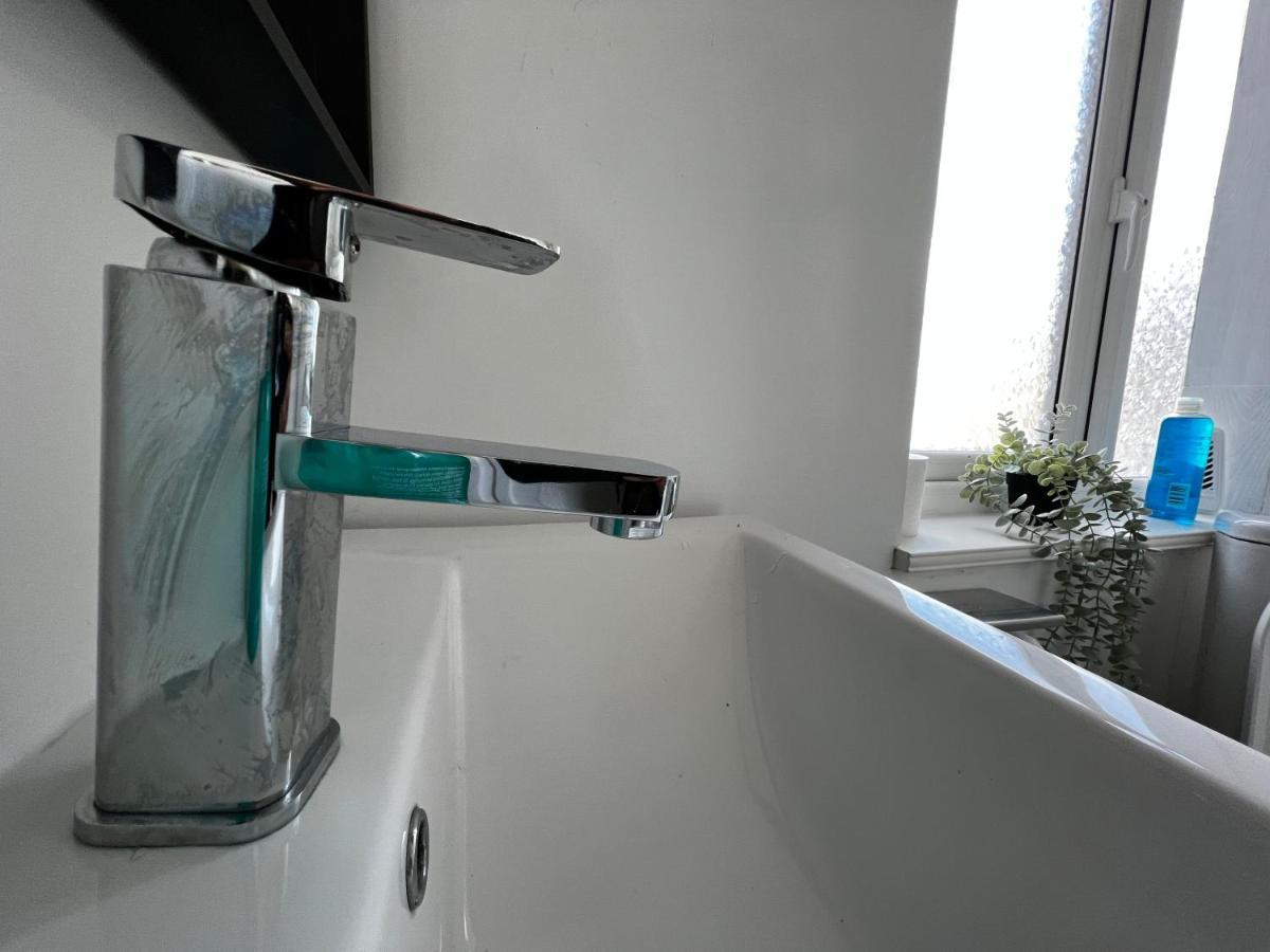 Apartment Luxury Near Wembley Stadium, Wembley Arena, Designer Outlet *