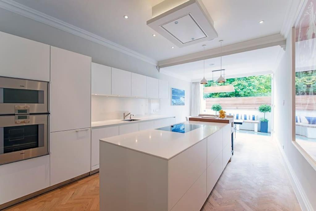 5 Double Bed Town House In South Kensington Villa *