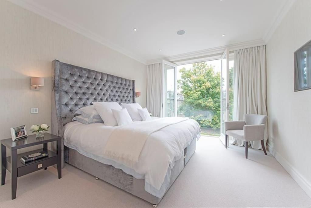 Villa 5 Double Bed Town House In South Kensington