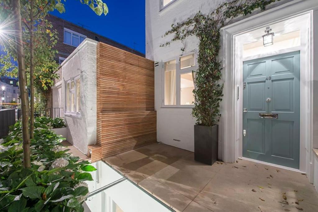 Villa 5 Double Bed Town House In South Kensington London