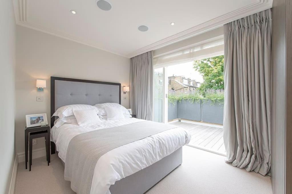 Villa 5 Double Bed Town House In South Kensington *