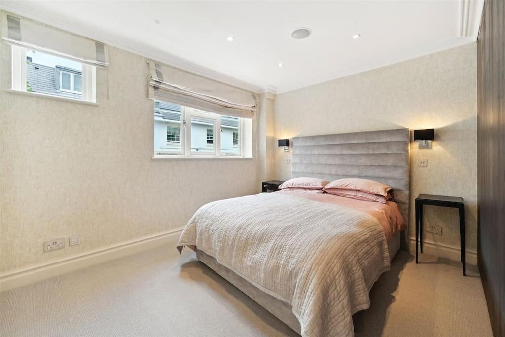 5 Double Bed Town House In South Kensington Villa