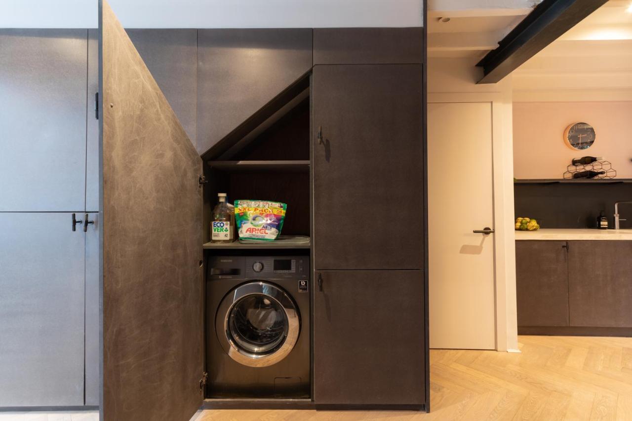 Stunning Townhouse With Large Roof Terrace