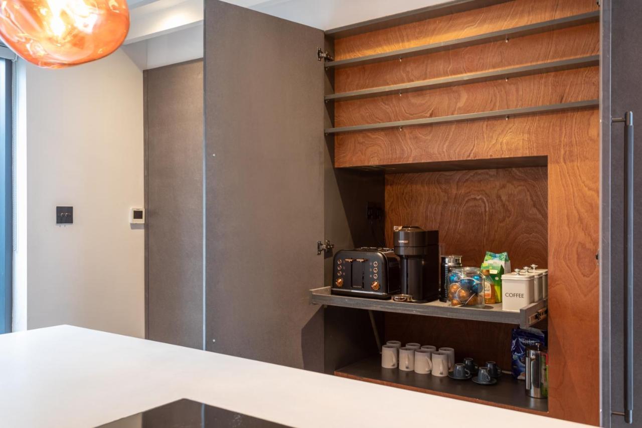 Apartment Stunning Townhouse With Large Roof Terrace *
