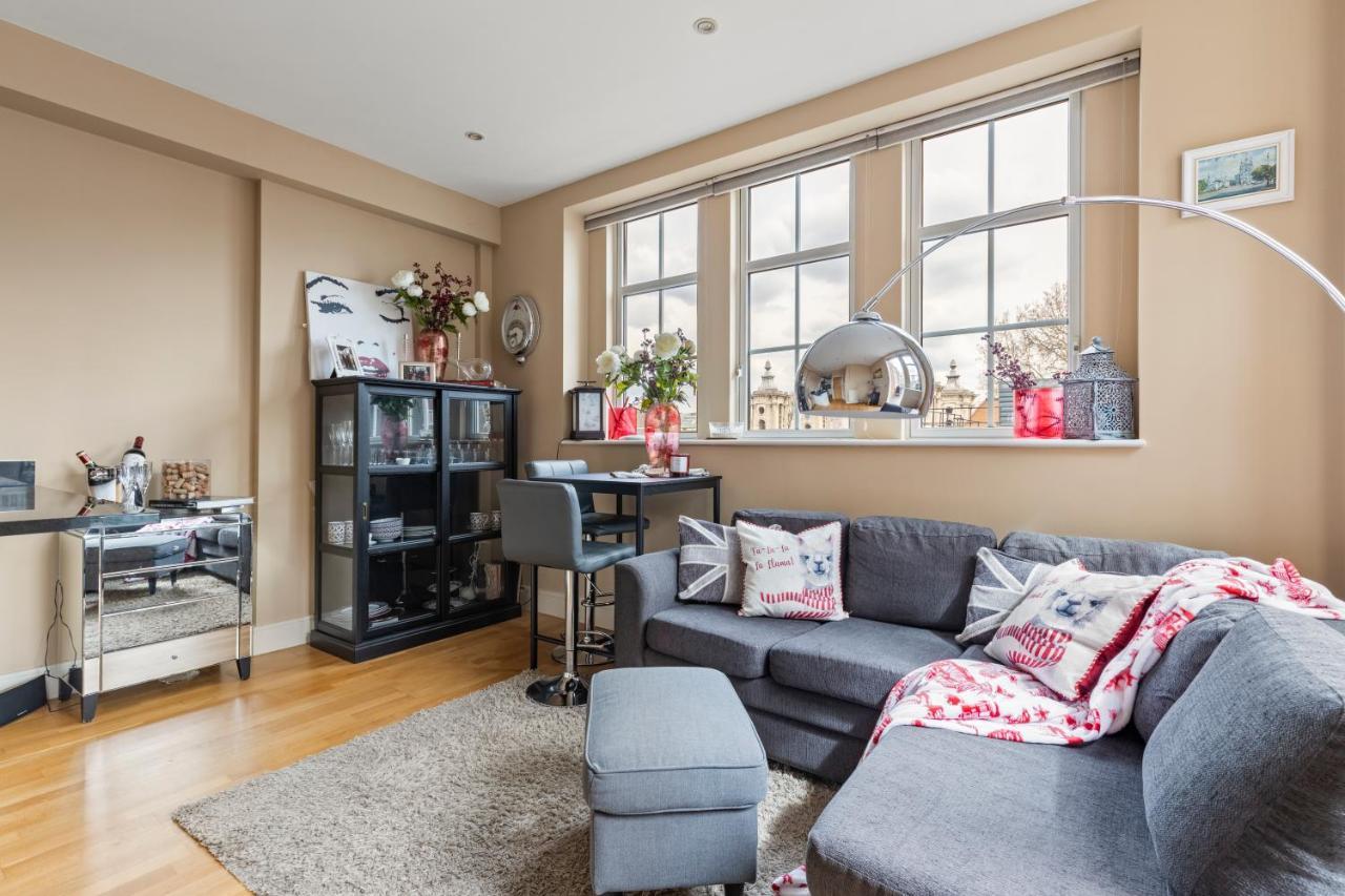 Westminster Big Ben Apartment London