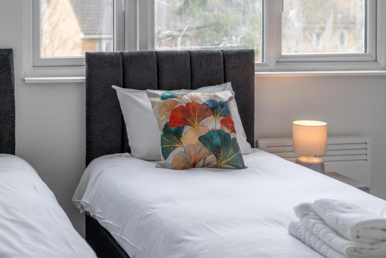 Selwyn Road Apartment