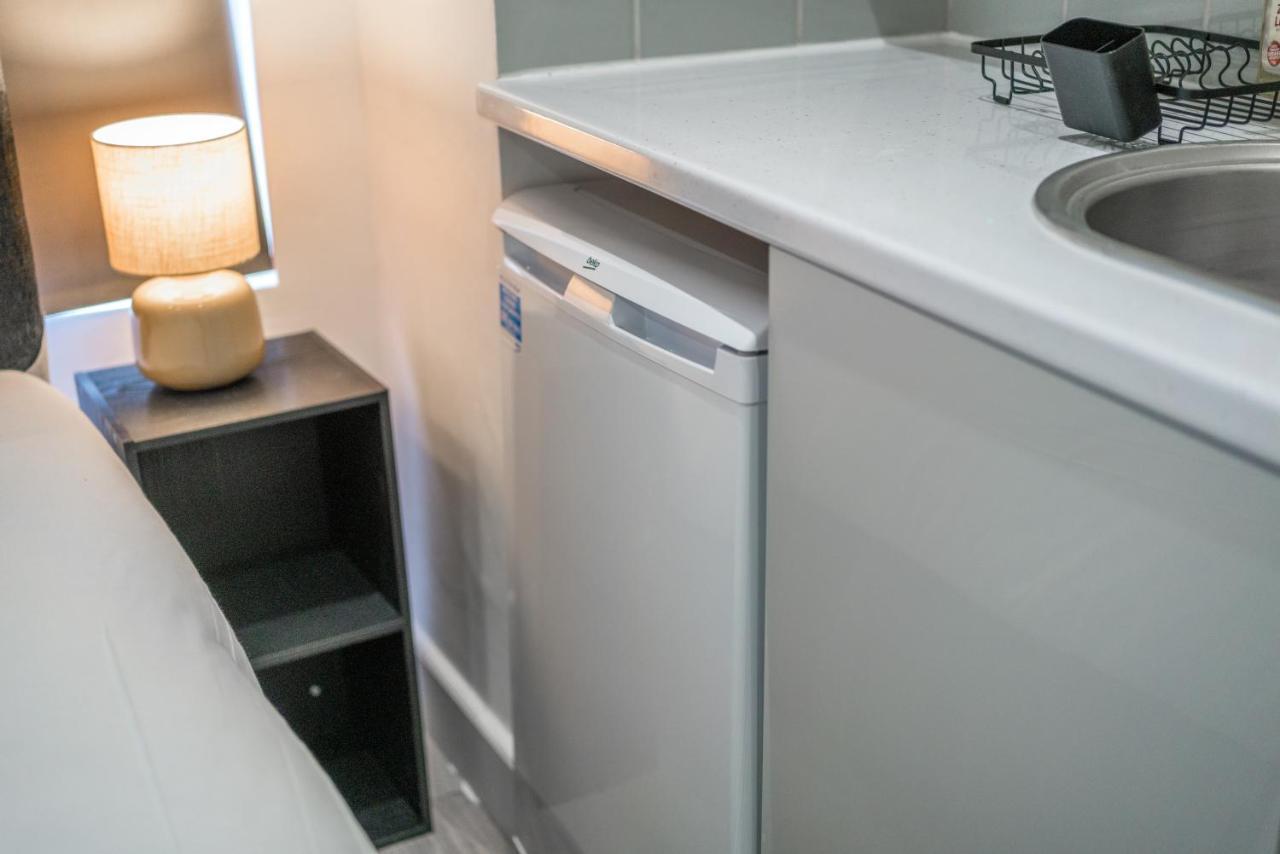 Apartment Selwyn Road London