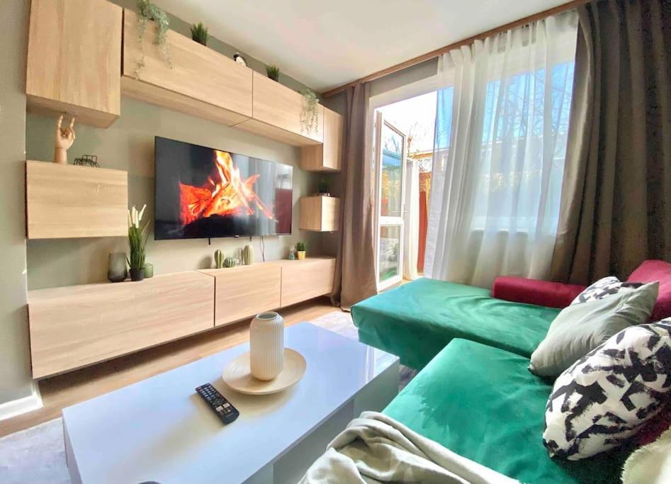 1bed W/ Hot Tub & Garden * Londen