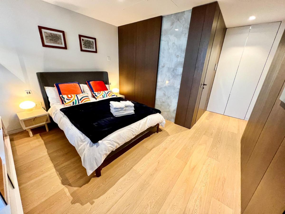 Deluxe Entire Studio Next To Eye & Trafalgar Square * Londen