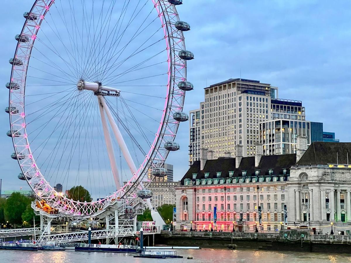 Deluxe Entire Studio Next To Eye & Trafalgar Square Londen