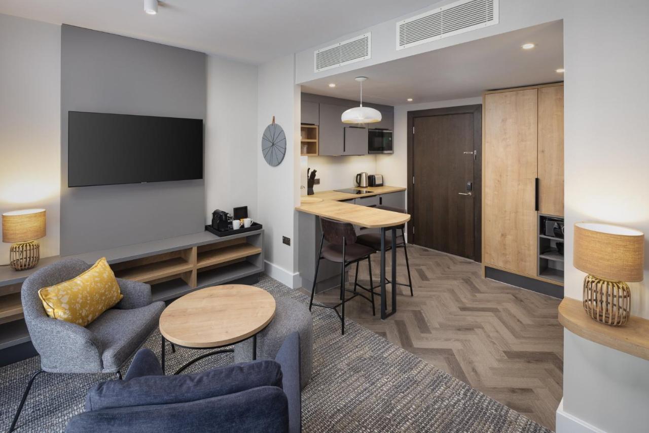 Staybridge London-vauxhall By Ihg Hotel 4*