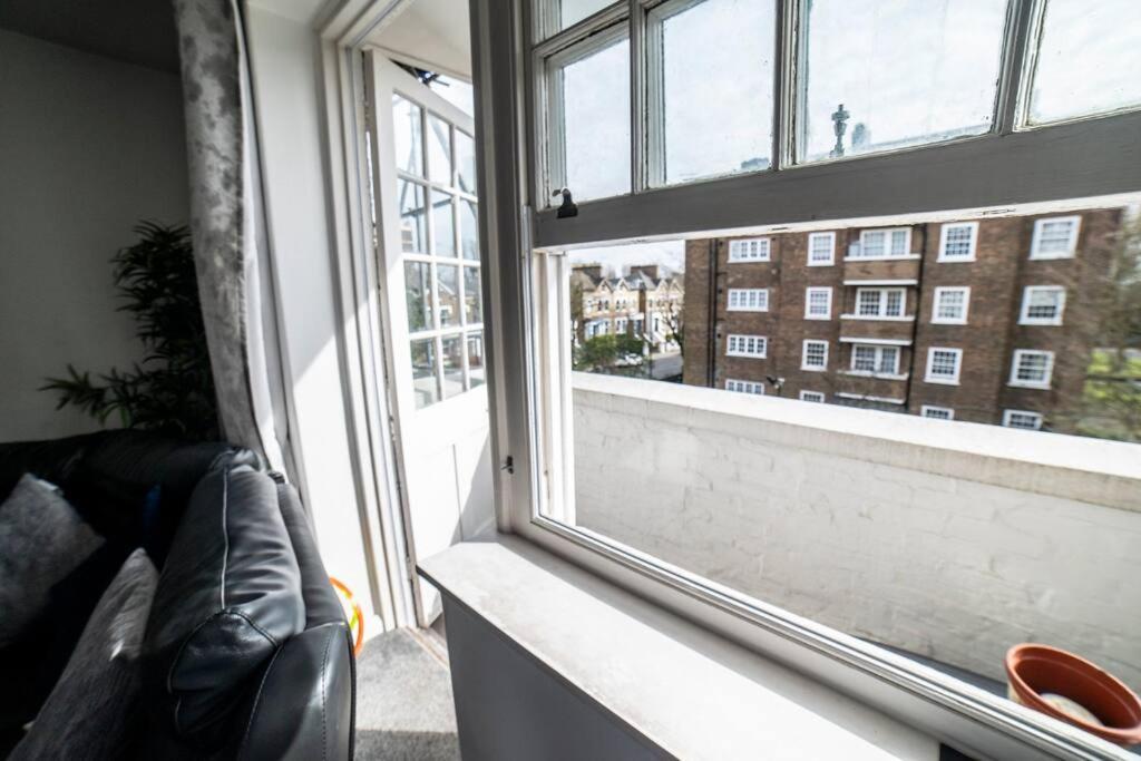 Lovely Flat In Crouch End London