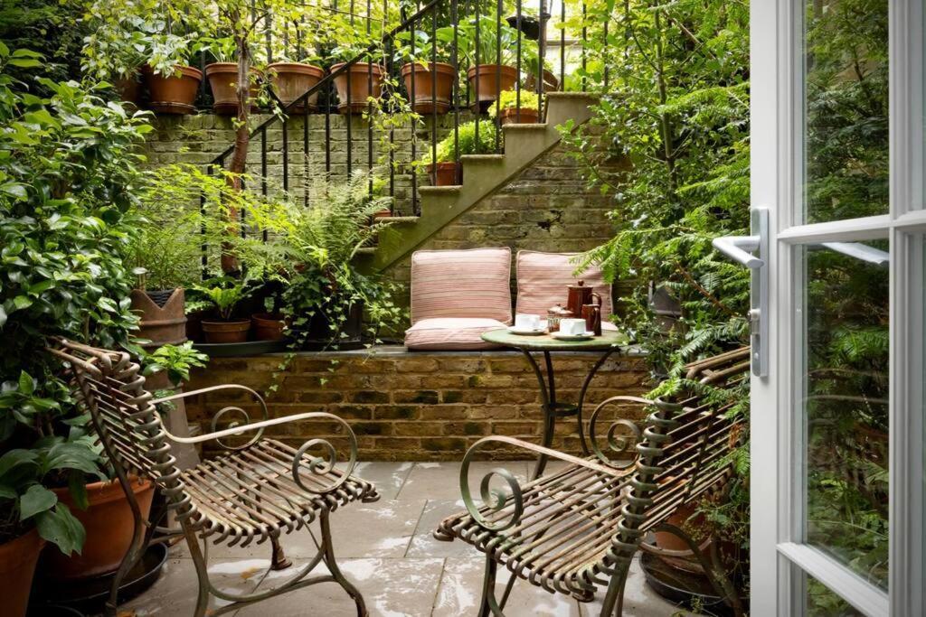 Kings Cross, Self-contained House & Private Garden Ferienhaus