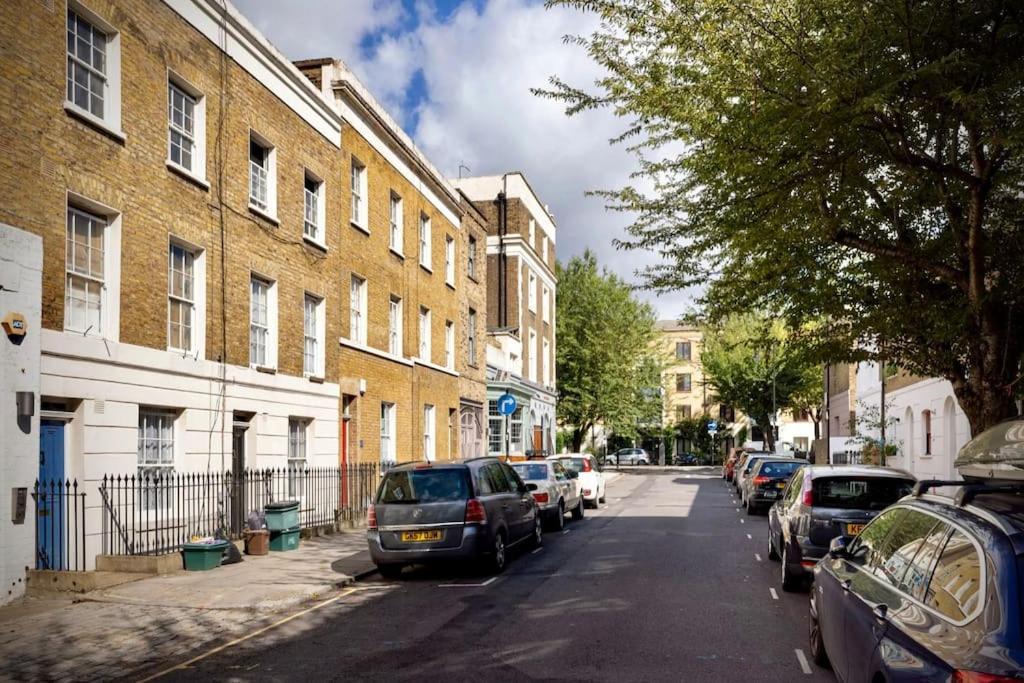 Kings Cross, Self-contained House & Private Garden Ferienhaus *