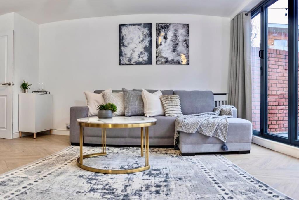 Apartment Unique 3bd Flat King Size Bed