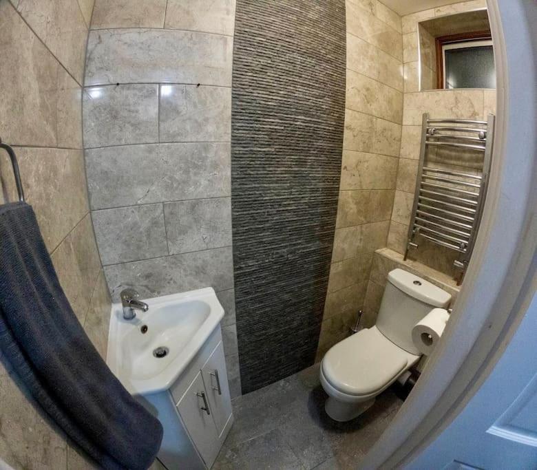 Apartment Unique 3bd Flat King Size Bed London